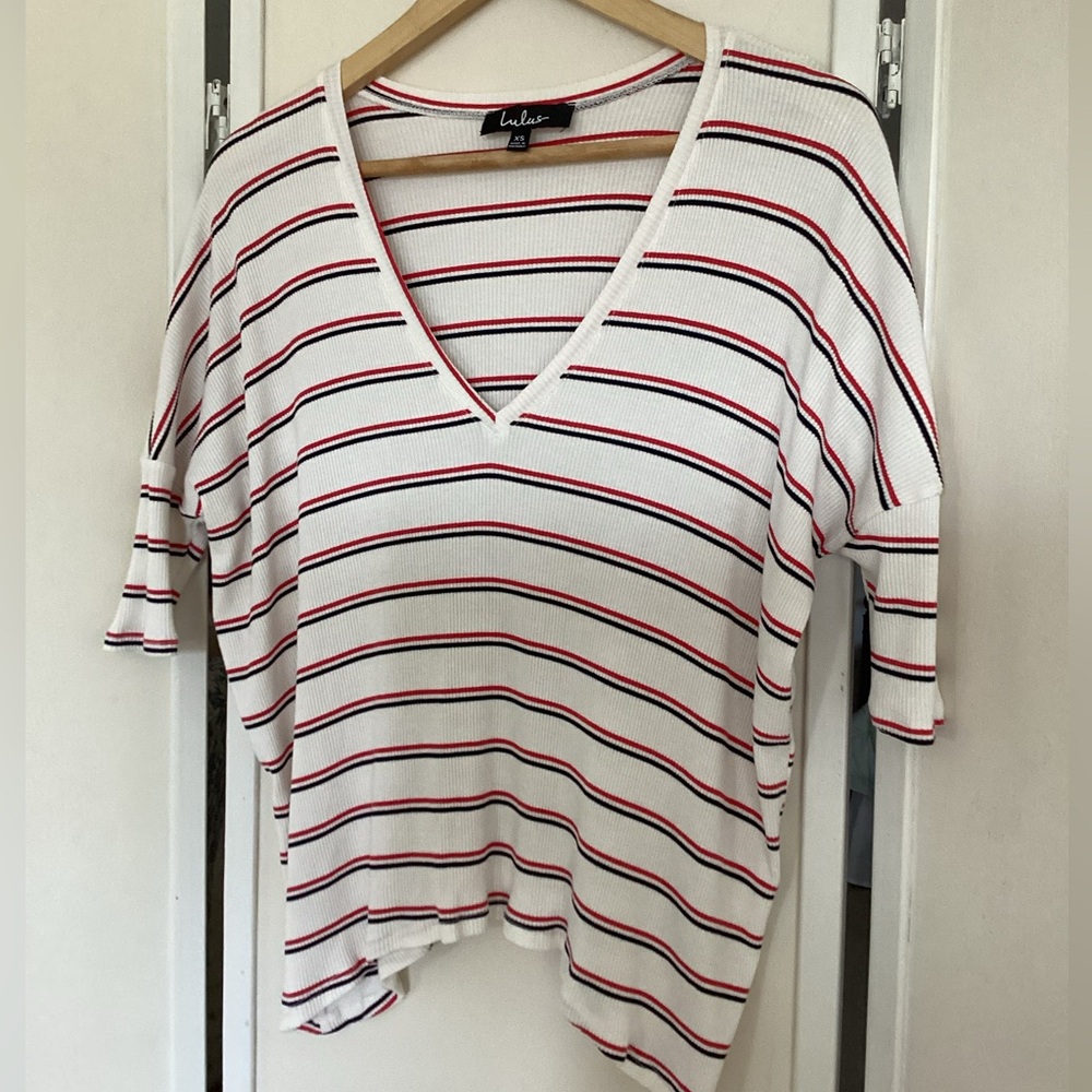 LULUS top XS striped v-neck EUC red white blue